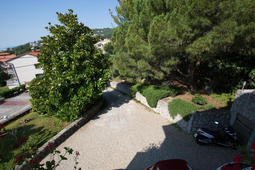 Apartments Kinkela Опатия Екстериор снимка